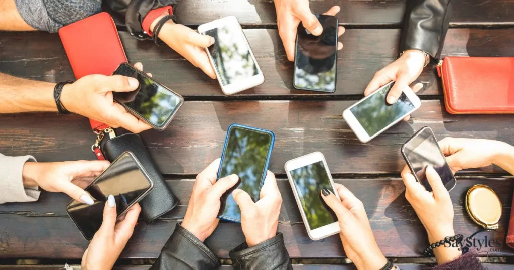 controlling the group chat